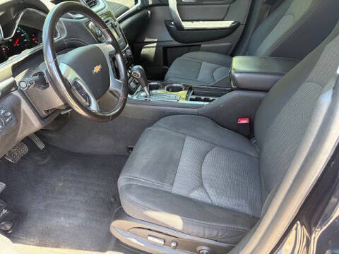 2017 Chevrolet Traverse LT
