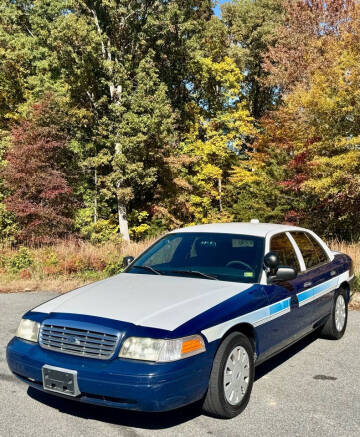 2011 Ford Crown Victoria for sale at ONE NATION AUTO SALE LLC in Fredericksburg VA