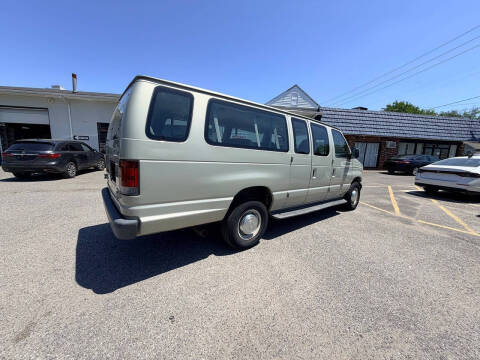 2006 Ford E-Series E-350 SD XL
