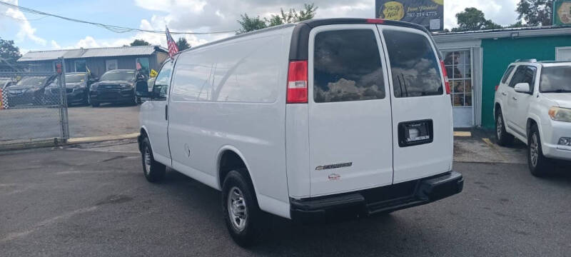 2021 Chevrolet Express 2500