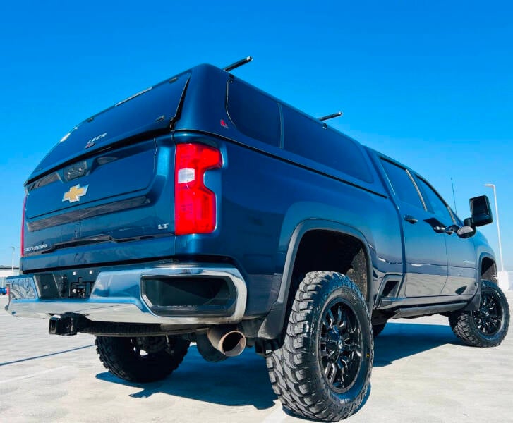 2022 Chevrolet Silverado 2500HD LT photo 7