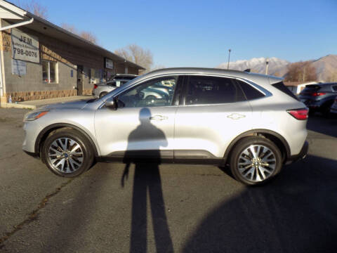 2020 Ford Escape Hybrid Titanium