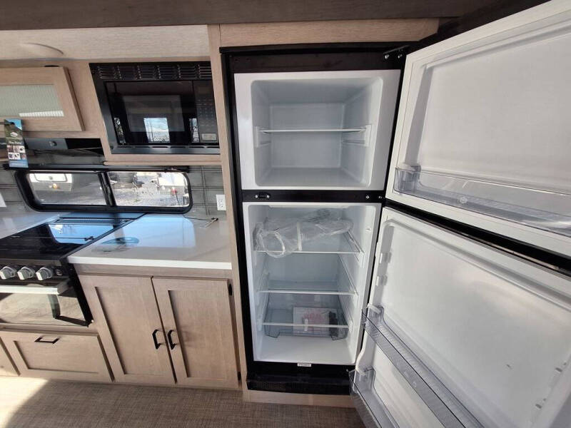 2024 Forest River Salem 28VIEW