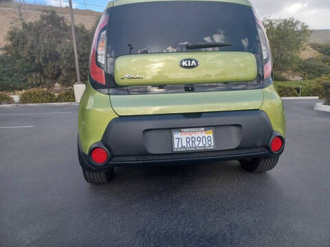 2015 Kia Soul +