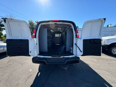 2016 Chevrolet Express 2500