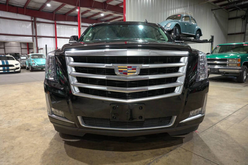 2017 Cadillac Escalade Luxury