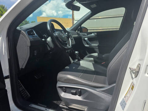 2021 Volkswagen Tiguan SE R-Line Black