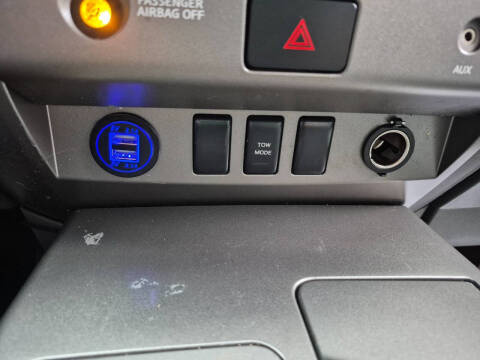 2005 Nissan Titan SE