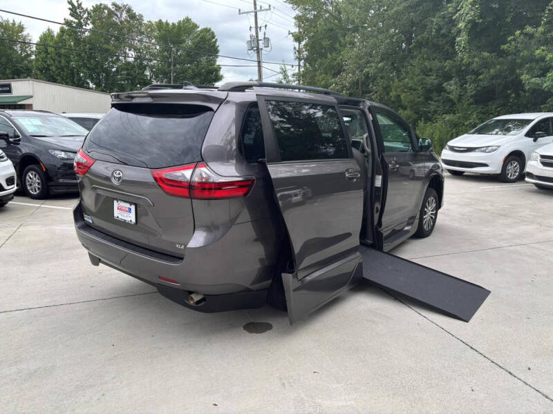 2020 Toyota Sienna
