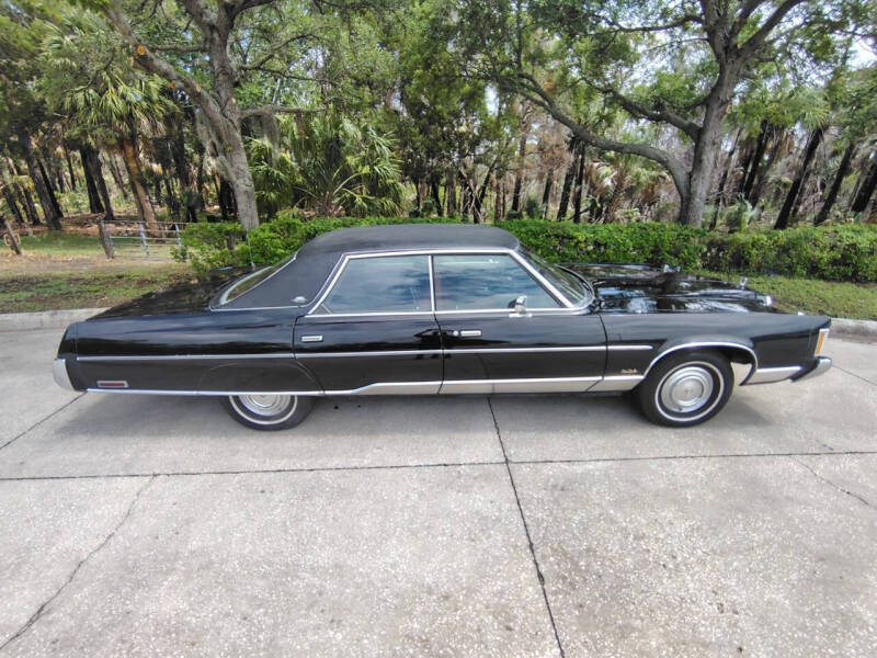 1975 Chrysler New Yorker