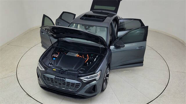 2024 Audi Q8 Sportback e-tron quattro Prestige S line