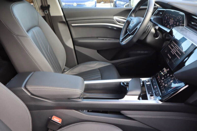 2022 Audi e-tron Sportback quattro Premium S line