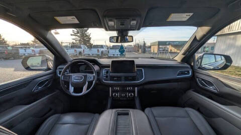 2022 GMC Yukon XL SLT