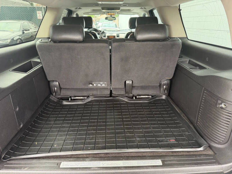 2010 Cadillac Escalade ESV Premium