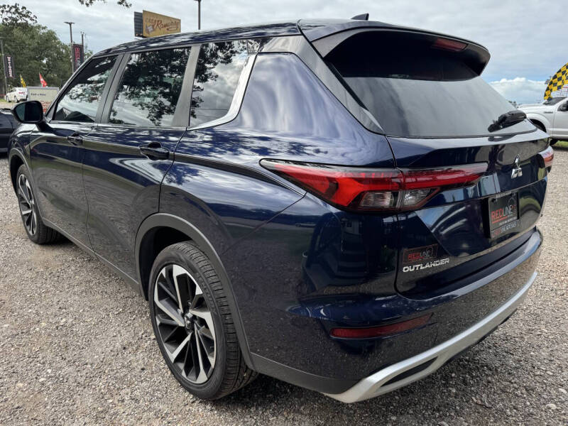 2022 Mitsubishi Outlander SE