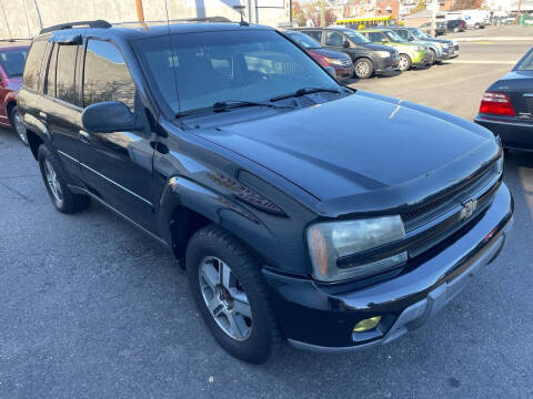 2005 Chevrolet TrailBlazer for sale at Auto Outlet of Trenton in Trenton NJ