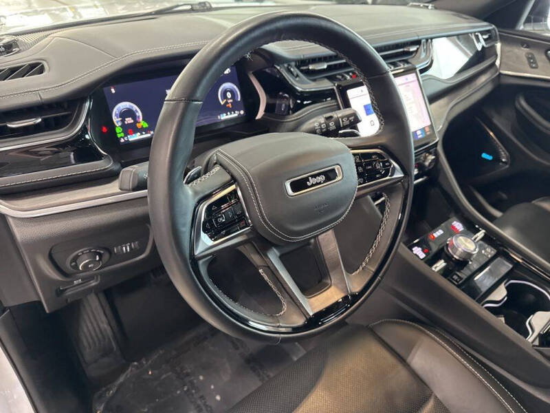 2022 Jeep Grand Cherokee Overland