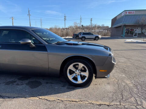 2012 Dodge Challenger SXT Plus