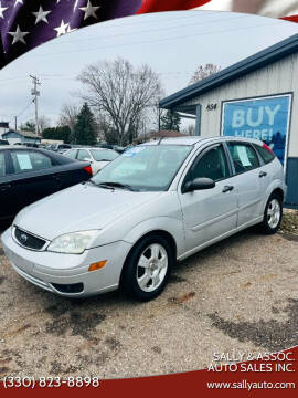 2007 Ford Focus for sale at Sally & Assoc. Auto Sales Inc. in Alliance OH