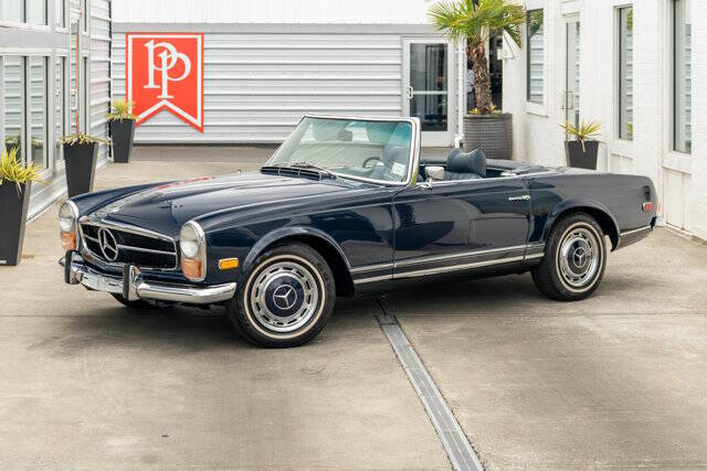 1971 Mercedes-Benz 280-Class 2