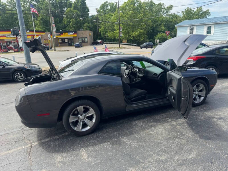 2019 Dodge Challenger SXT