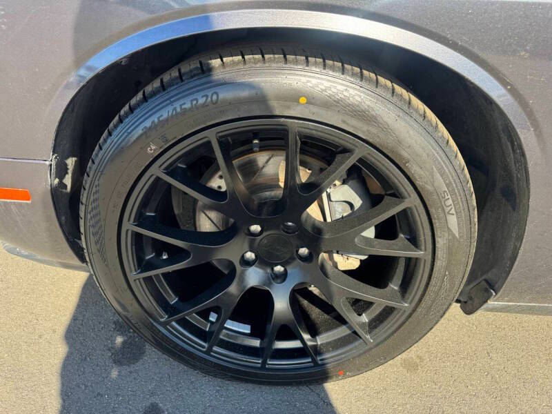 2017 Dodge Challenger R/T Plus