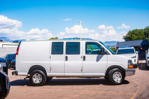 2022 Chevrolet Express 2500