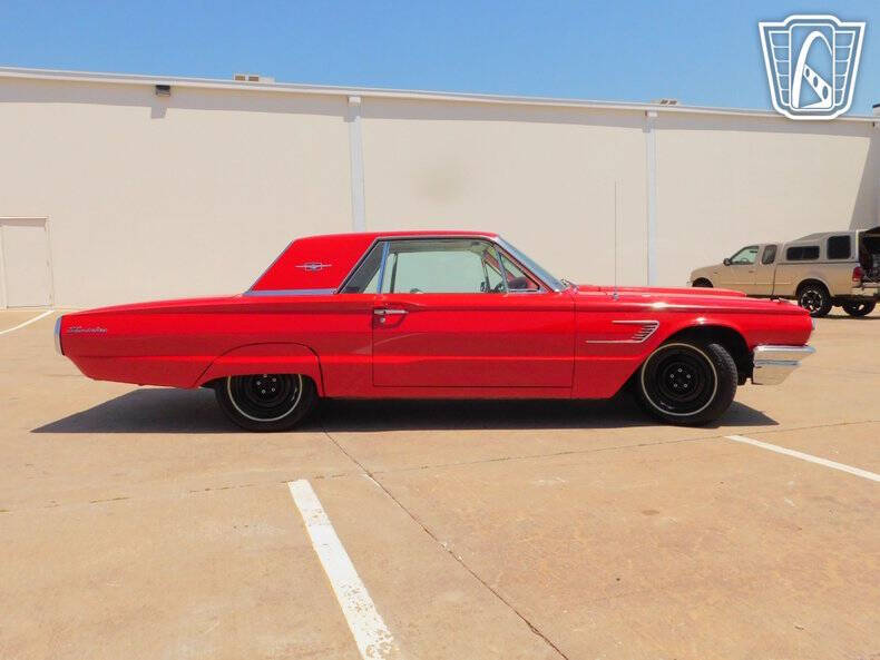 1965 Ford Thunderbird