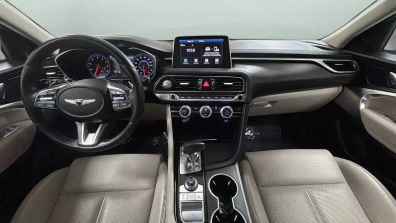 2020 Genesis G70