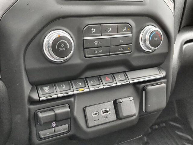 2025 GMC Sierra 2500HD Pro