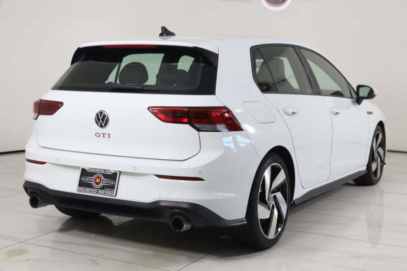 2023 Volkswagen Golf GTI