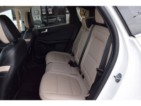 2022 Ford Escape Plug-In Hybrid Titanium