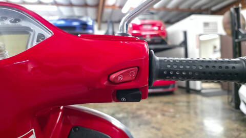 2007 Vespa GTS250ie