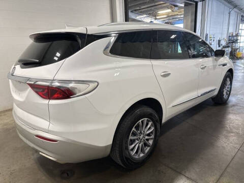 2024 Buick Enclave Essence