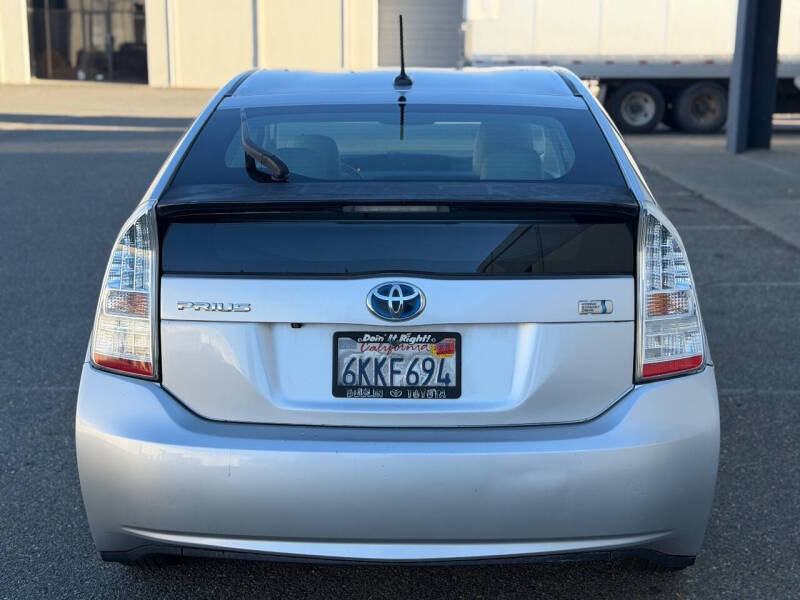 2010 Toyota Prius II