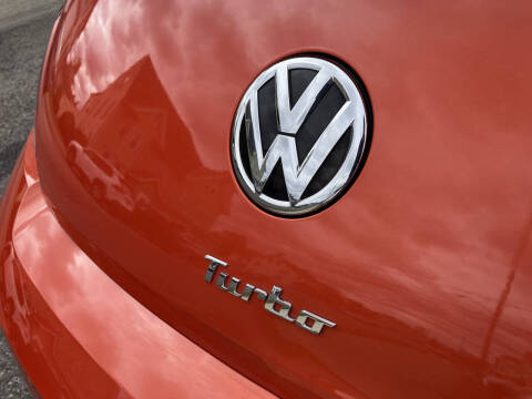 2018 Volkswagen Beetle 2.0T Coast