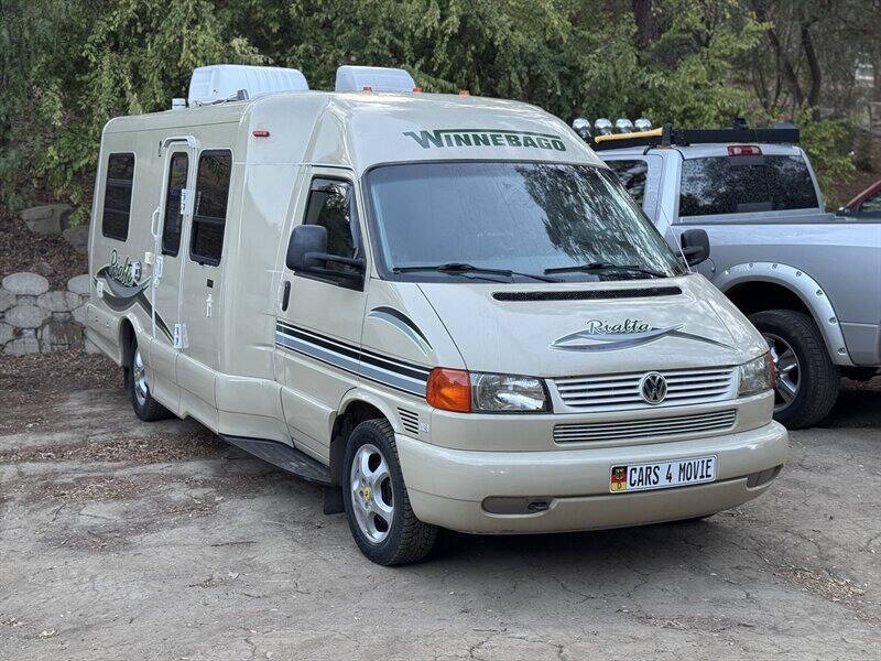 2002 Winnebago Rialta 22QD