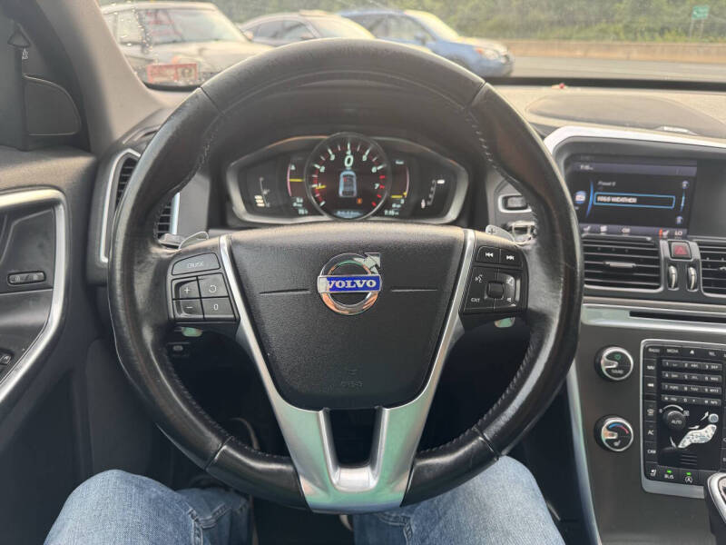 2015 Volvo XC60 T6 Drive-E Platinum