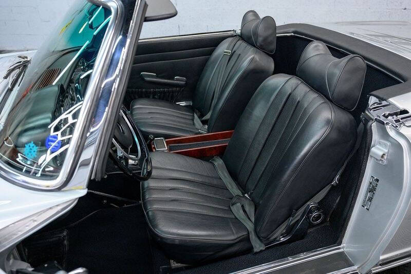 1970 Mercedes-Benz 280-Class