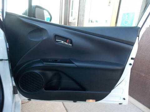 2021 Toyota Prius LE