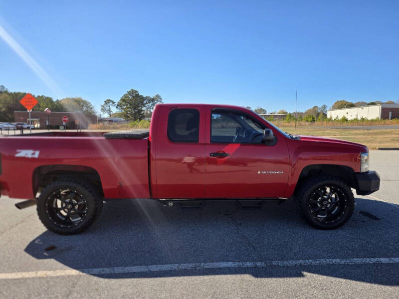 2007 Chevrolet Silverado 1500 Work Truck