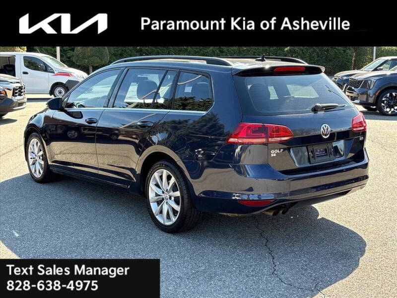 2017 Volkswagen Golf SportWagen