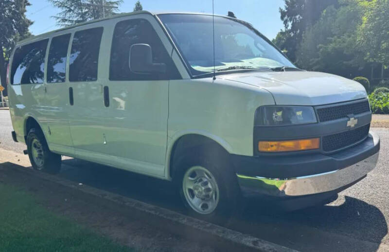 2018 Chevrolet Express LS 2500