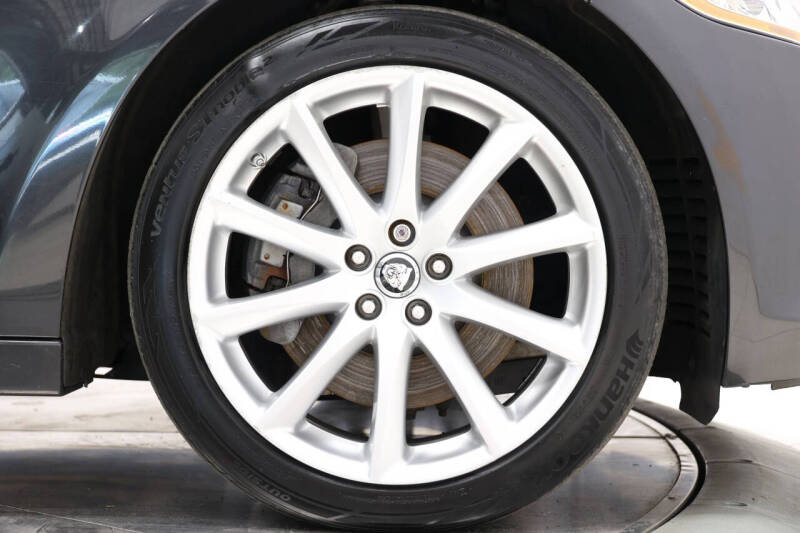 2013 Jaguar XJ