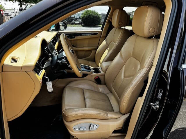 2015 Porsche Macan S