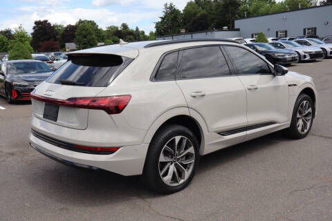 2021 Audi e-tron quattro Premium Plus
