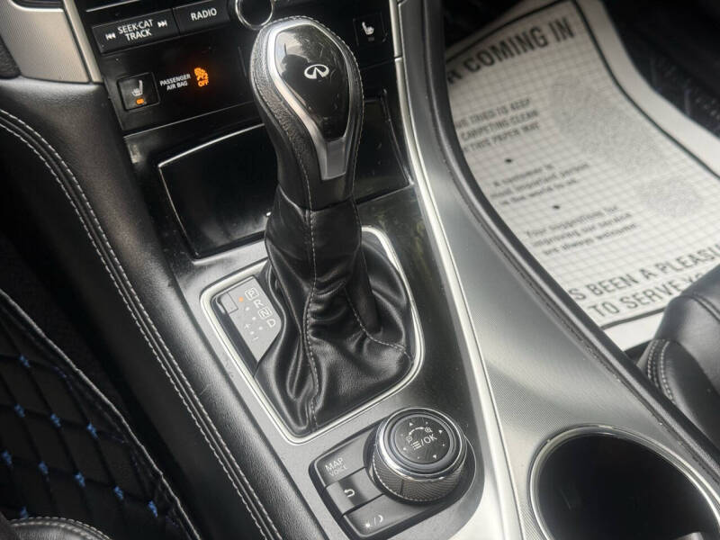 2017 Infiniti Q60 3.0T Premium