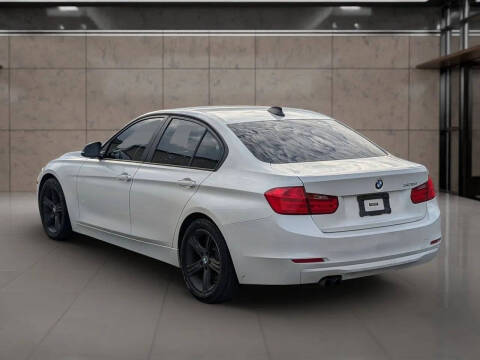 2012 BMW 3 Series 328i