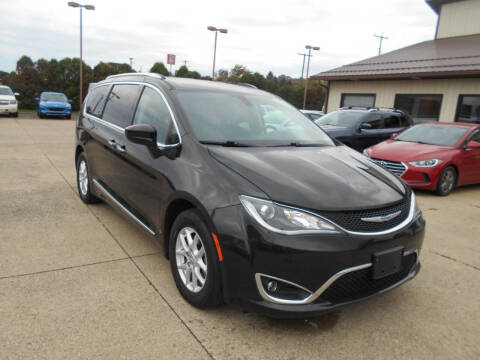 2020 Chrysler Pacifica Touring L