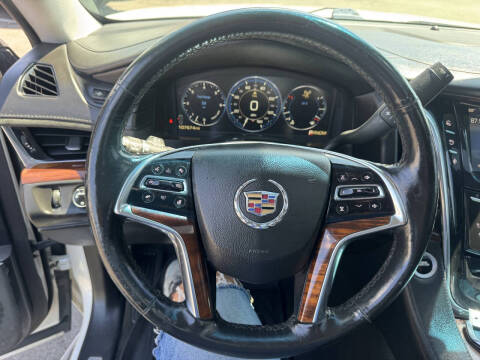 2015 Cadillac Escalade Luxury